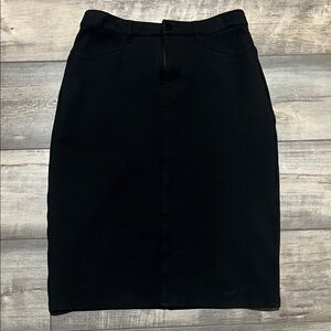 Classic Black Pencil Skirt - Sleek Professional Style